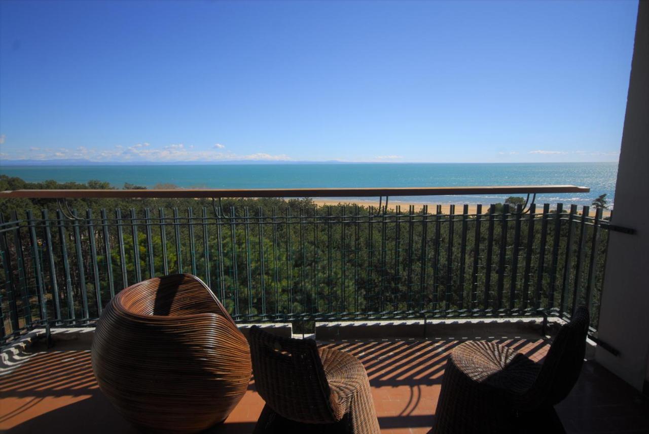 Residence Excelsior Lignano Sabbiadoro Luaran gambar