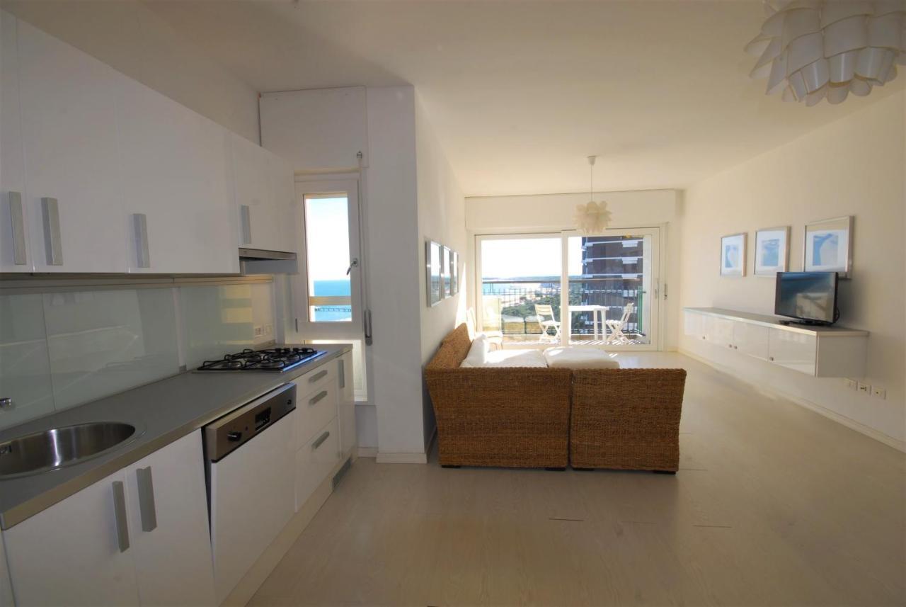 Residence Excelsior Lignano Sabbiadoro Luaran gambar