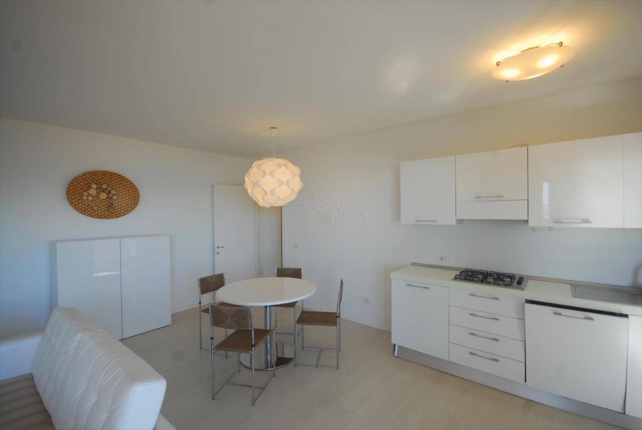 Residence Excelsior Lignano Sabbiadoro Luaran gambar