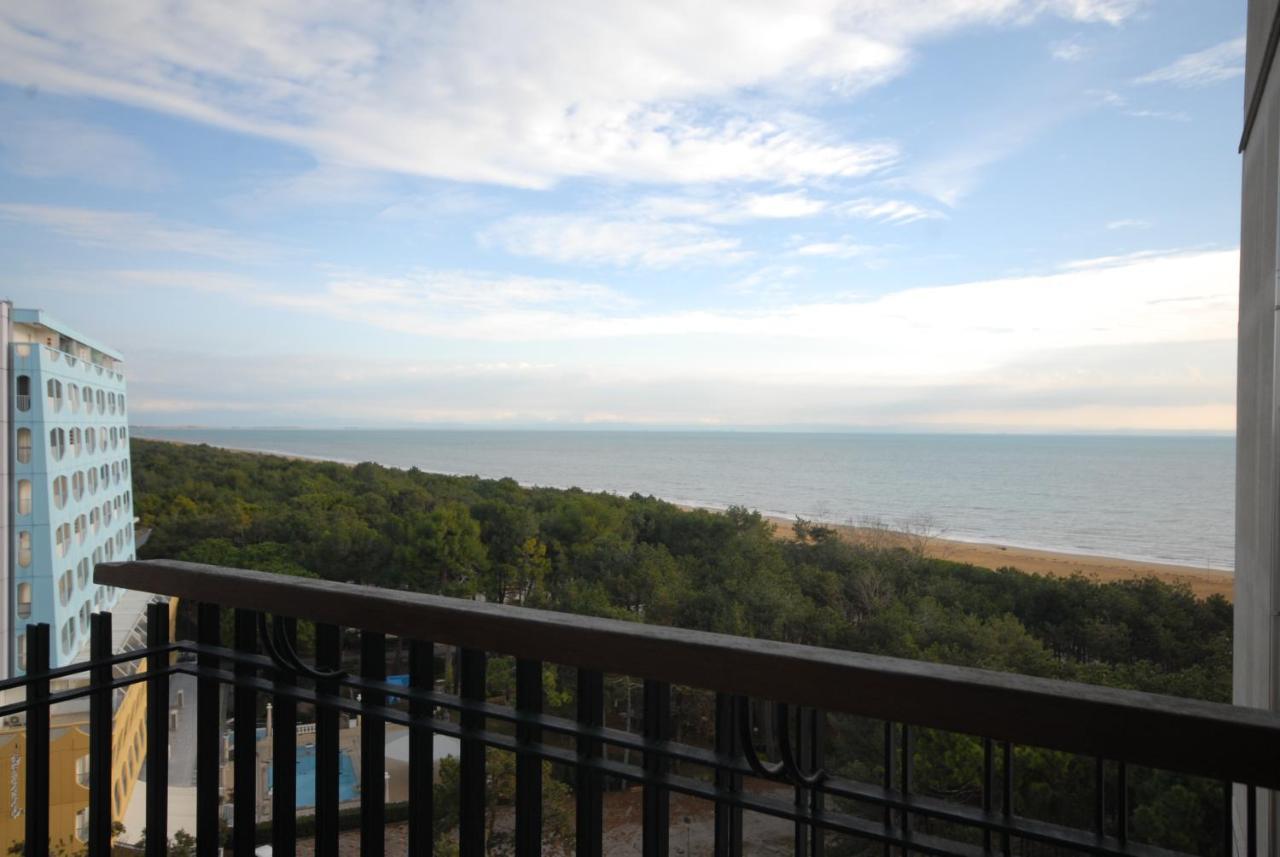 Residence Excelsior Lignano Sabbiadoro Luaran gambar